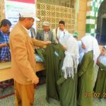 The project of distributing school uniforms in basic schools in the Saada